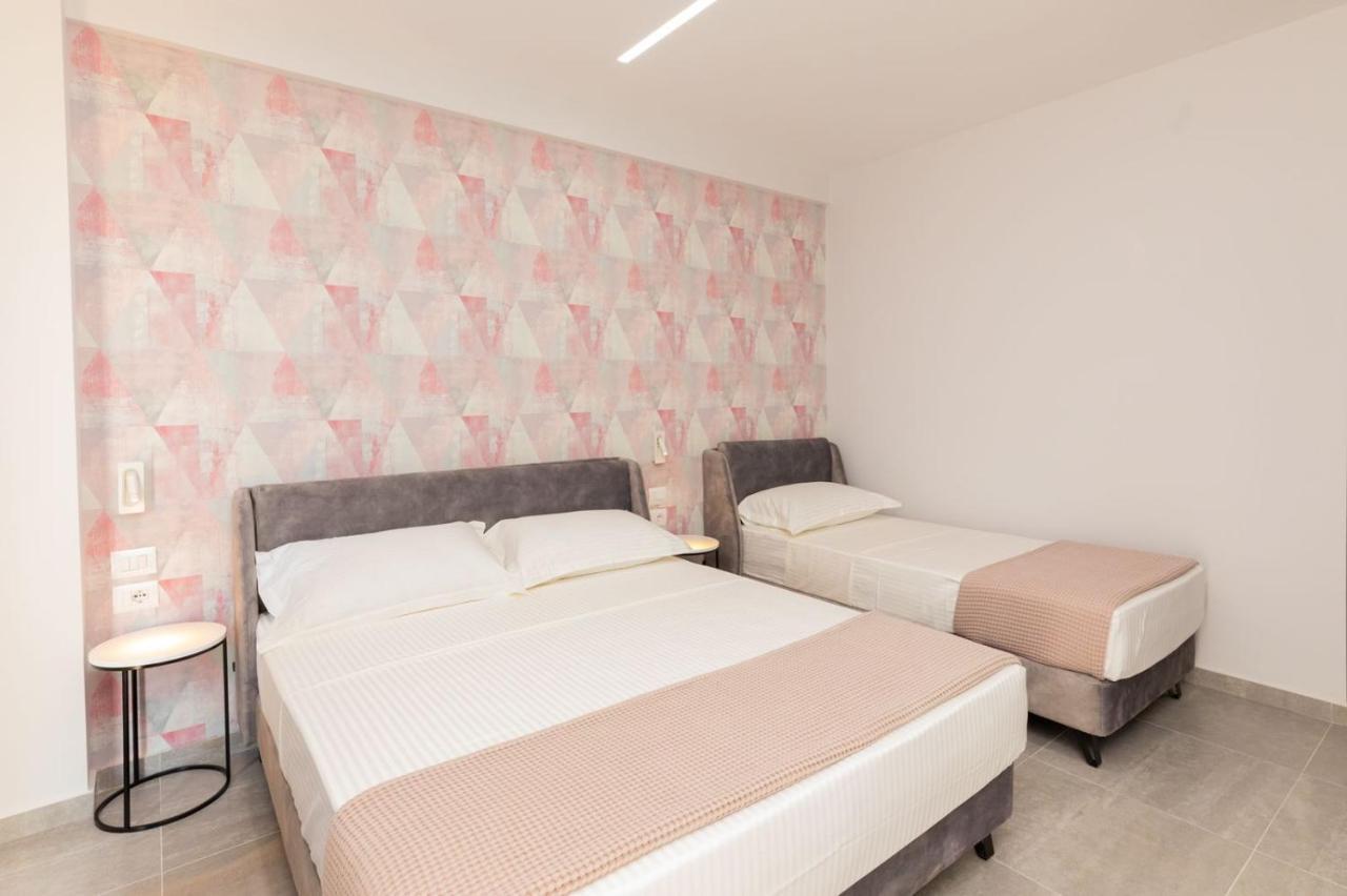 Corallo Rooms Himare Exteriör bild